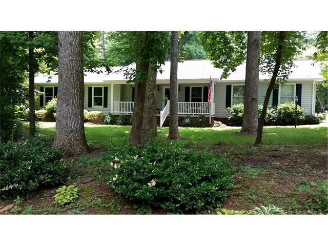 115 Pinewood Dr