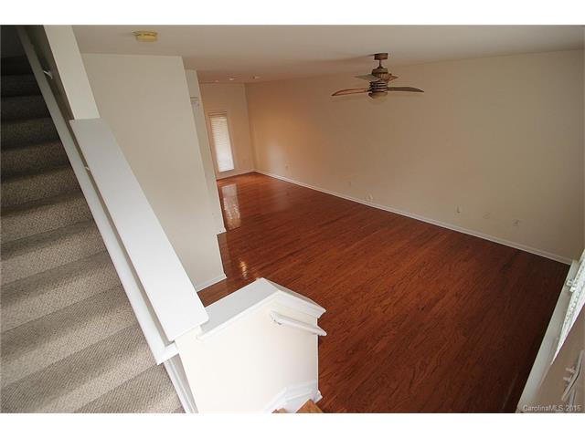 2220 Vision Dr #11