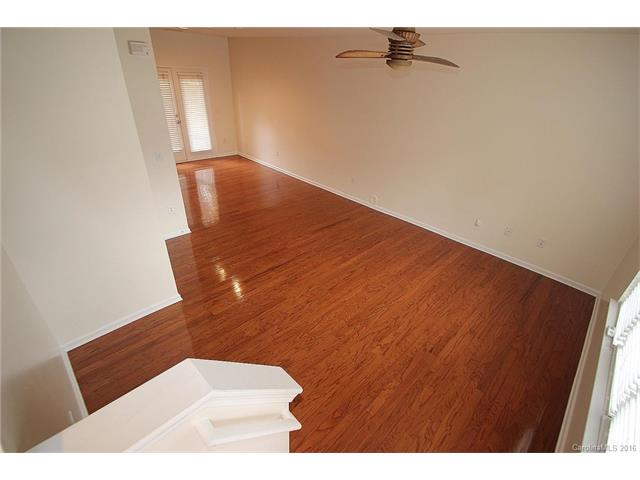 2220 Vision Dr #11