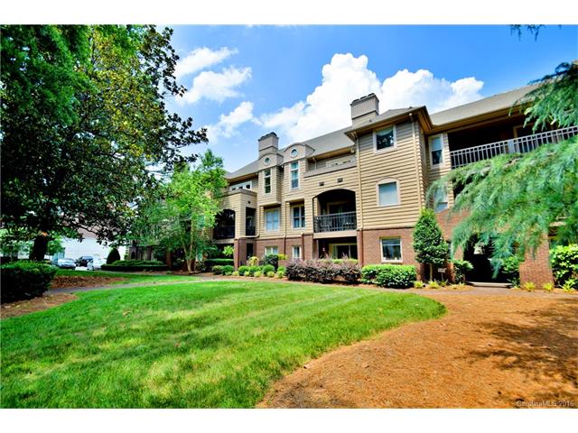 For Sale: 1109 E Morehead St #6 Charlotte, NC 28204