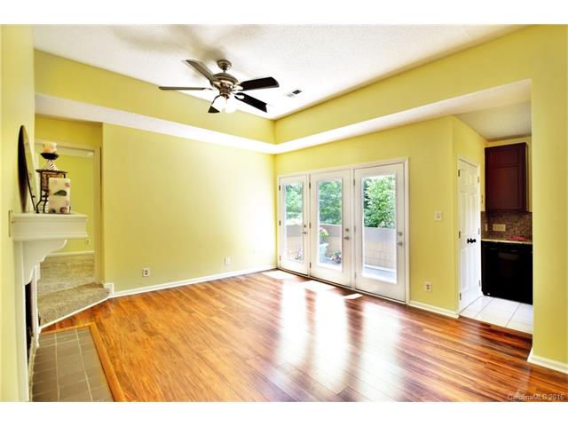 For Sale: 1109 E Morehead St #6 Charlotte, NC 28204
