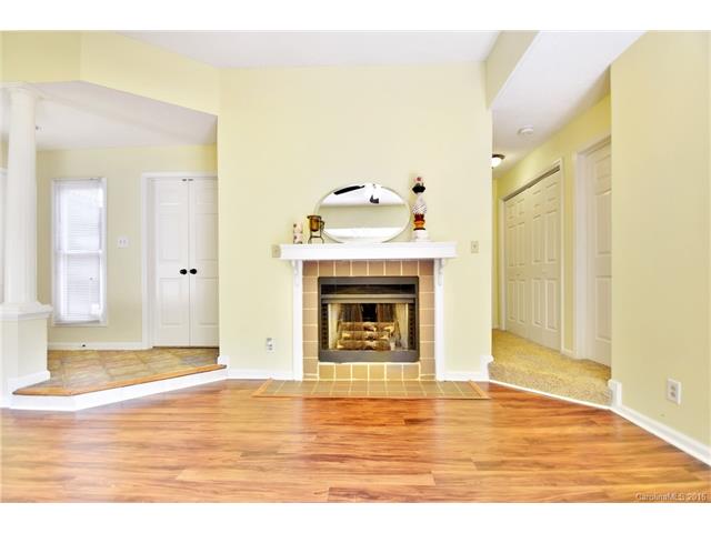 For Sale: 1109 E Morehead St #6 Charlotte, NC 28204