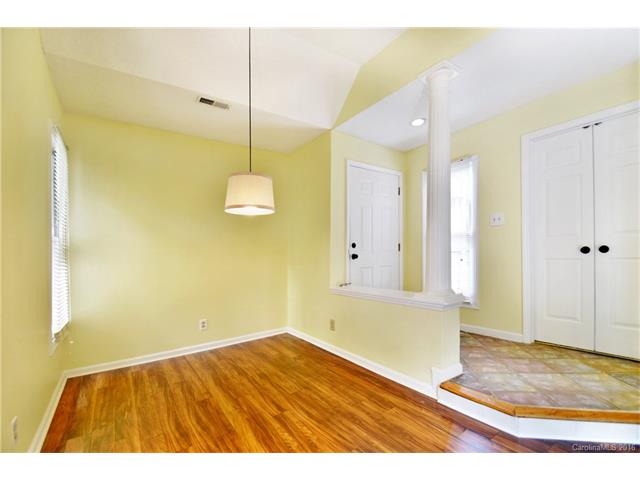 For Sale: 1109 E Morehead St #6 Charlotte, NC 28204