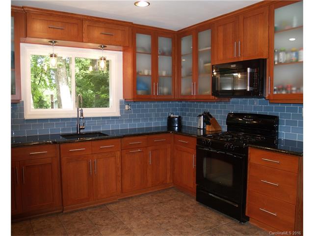 For Sale: 2819 Temple Ln Charlotte, NC 28205