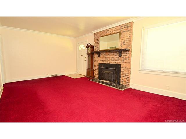 For Sale: 709 Woodruff Pl Charlotte, NC 28208
