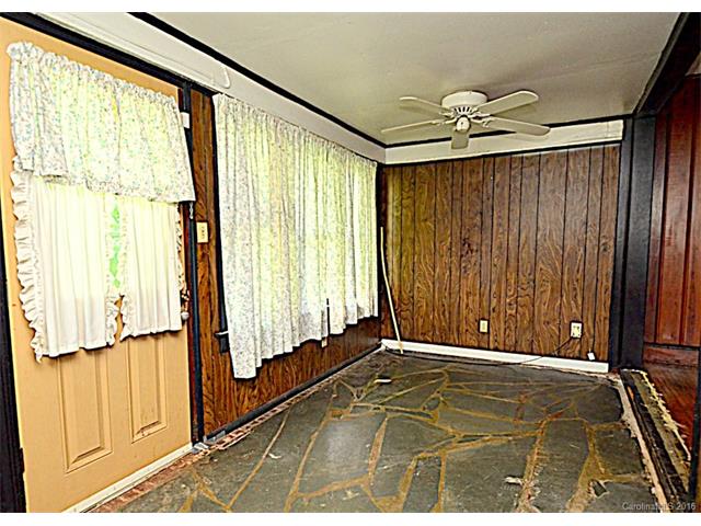 For Sale: 709 Woodruff Pl Charlotte, NC 28208