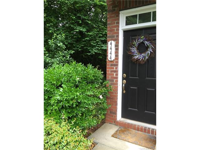For Sale: 4444 Yoruk Forest Ln #APT 25 Charlotte, NC 28211