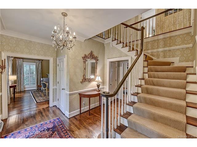 2730 Meade Ct