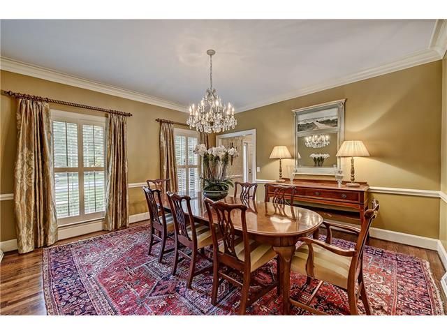 2730 Meade Ct