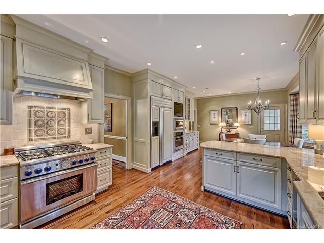 2730 Meade Ct