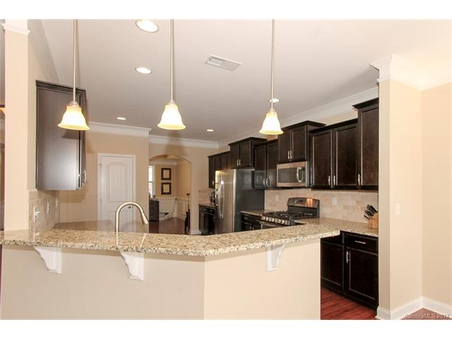 5136 Star Hill Ln #02