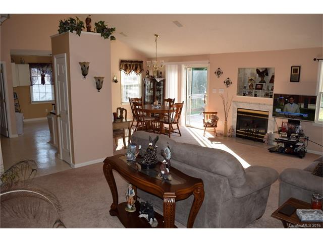 For Sale: 112 Long Creek Pkwy Charlotte, NC 28214