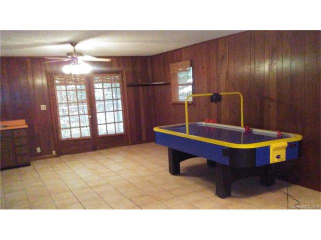 For Sale: 7904 Robinson Church Rd Charlotte, NC 28215