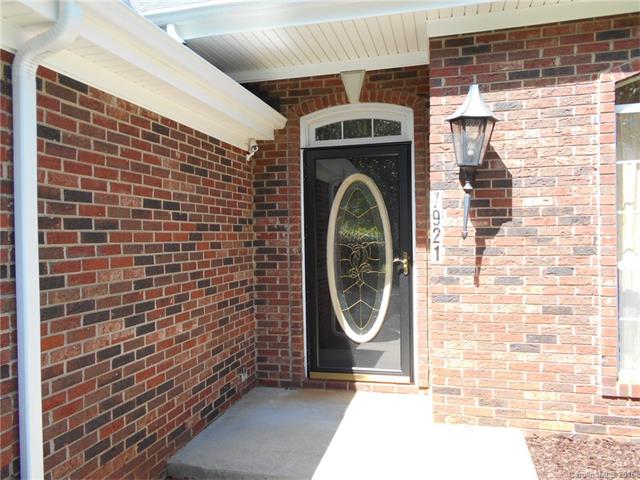 For Sale: 7921 Turquoise Dr Charlotte, NC 28215
