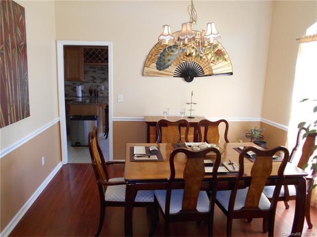 For Sale: 7921 Turquoise Dr Charlotte, NC 28215