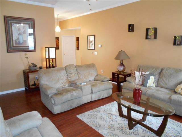 For Sale: 7921 Turquoise Dr Charlotte, NC 28215