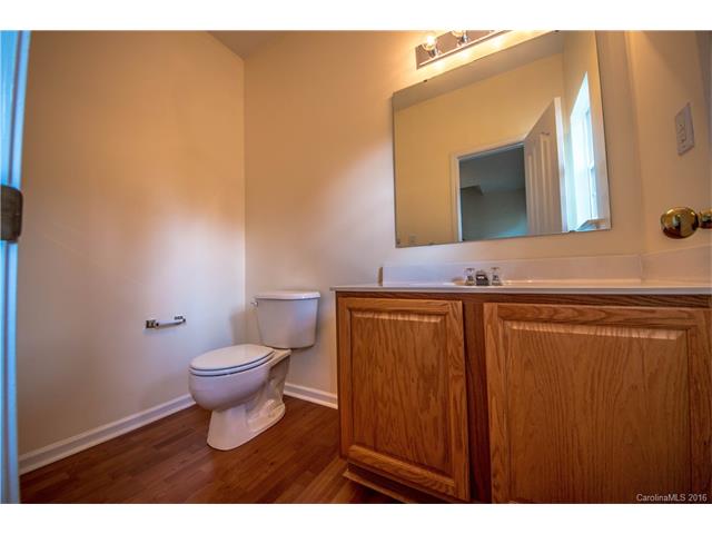 8360 Carolina Laurel Ct