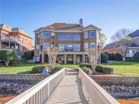 18400 Peninsula Club Dr