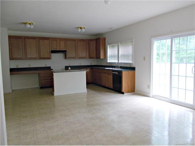 1355 Waterlily Ln, Charlotte NC 28262