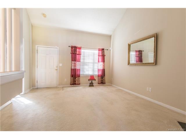 10596 English Setter Way #301