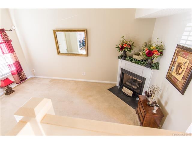 10596 English Setter Way #301