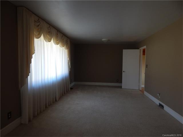 3800 Atlas Dr