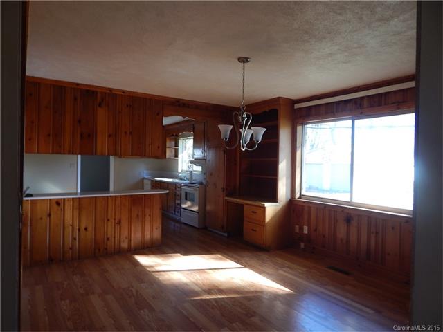 3800 Atlas Dr