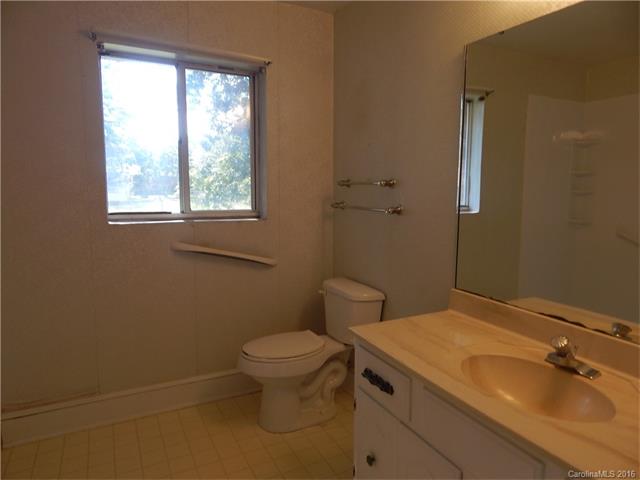 3800 Atlas Dr