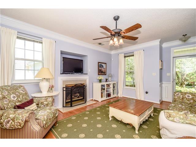 Public Record: 6918 Lowen Rd Charlotte, NC 28269