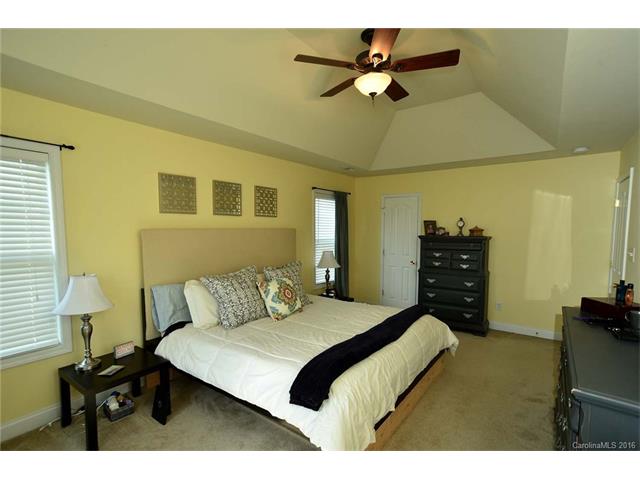 1942 Wilburn Park Ln
