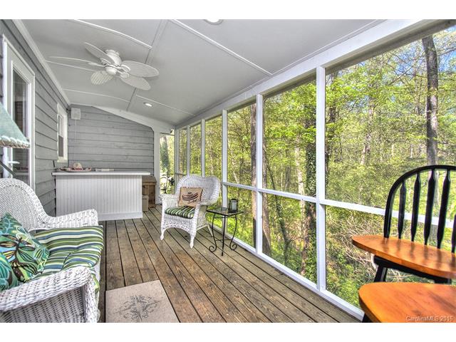 6401 Woodshed Cir, Charlotte NC 28270