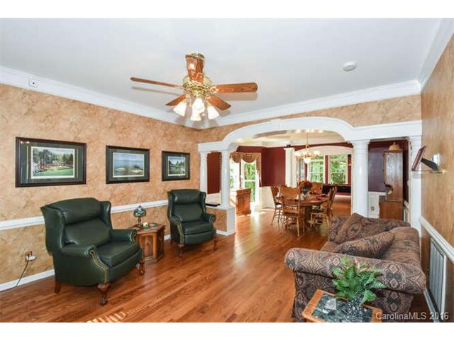 For Sale: 4627 Arborloft Ct Charlotte, NC 28270