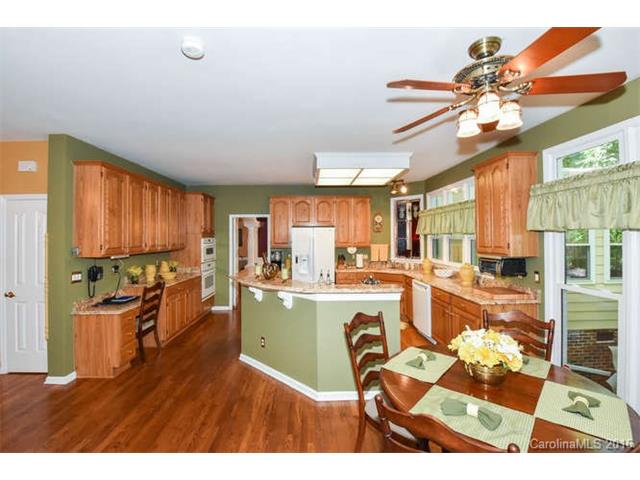 For Sale: 4627 Arborloft Ct Charlotte, NC 28270