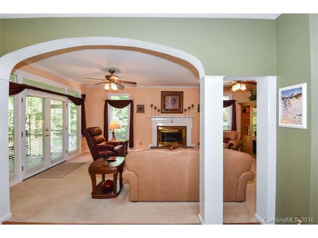 For Sale: 4627 Arborloft Ct Charlotte, NC 28270