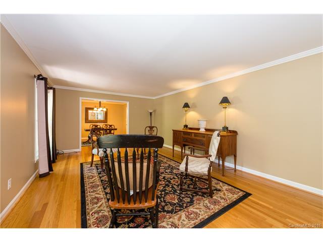 Public Record: 100 Lansdowne Rd Charlotte, NC 28270