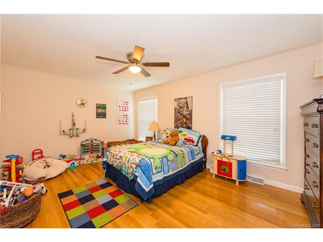 Public Record: 100 Lansdowne Rd Charlotte, NC 28270