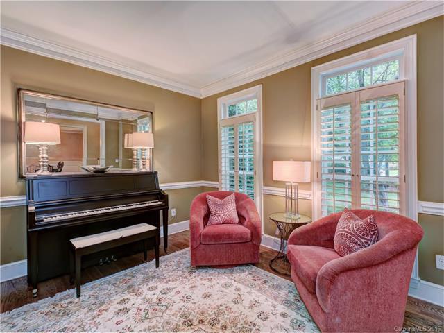 14932 Jockeys Ridge Dr, Charlotte NC 28277