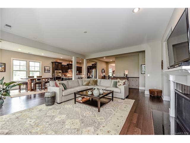 For Sale: 16521 Governors Club Ct Charlotte, NC 28278