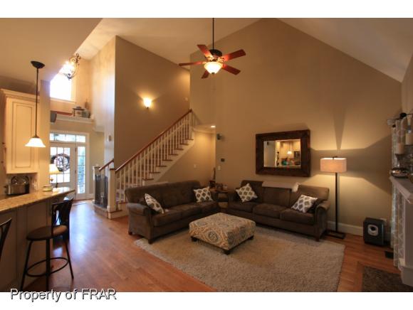 86 Falling Water Rd