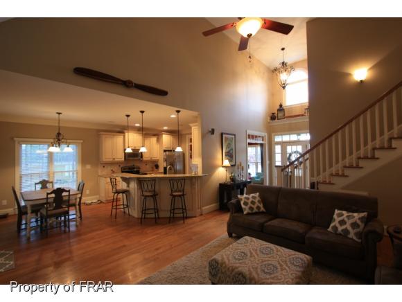 86 Falling Water Rd