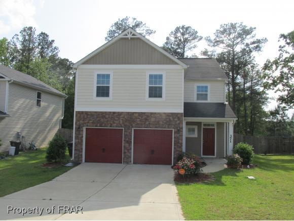 271 River Oak St