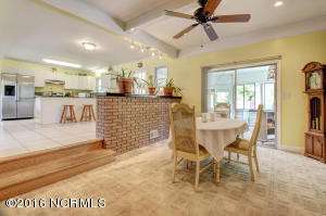 4805 Oriole Dr