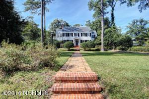 2202 S Canterbury Rd