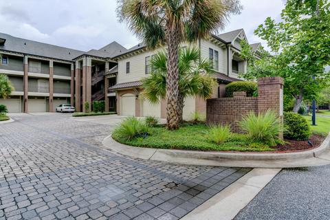 640 Village Park Dr #104