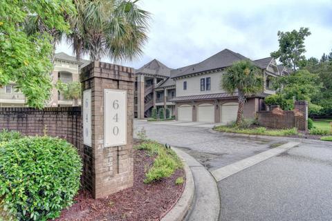 640 Village Park Dr #104