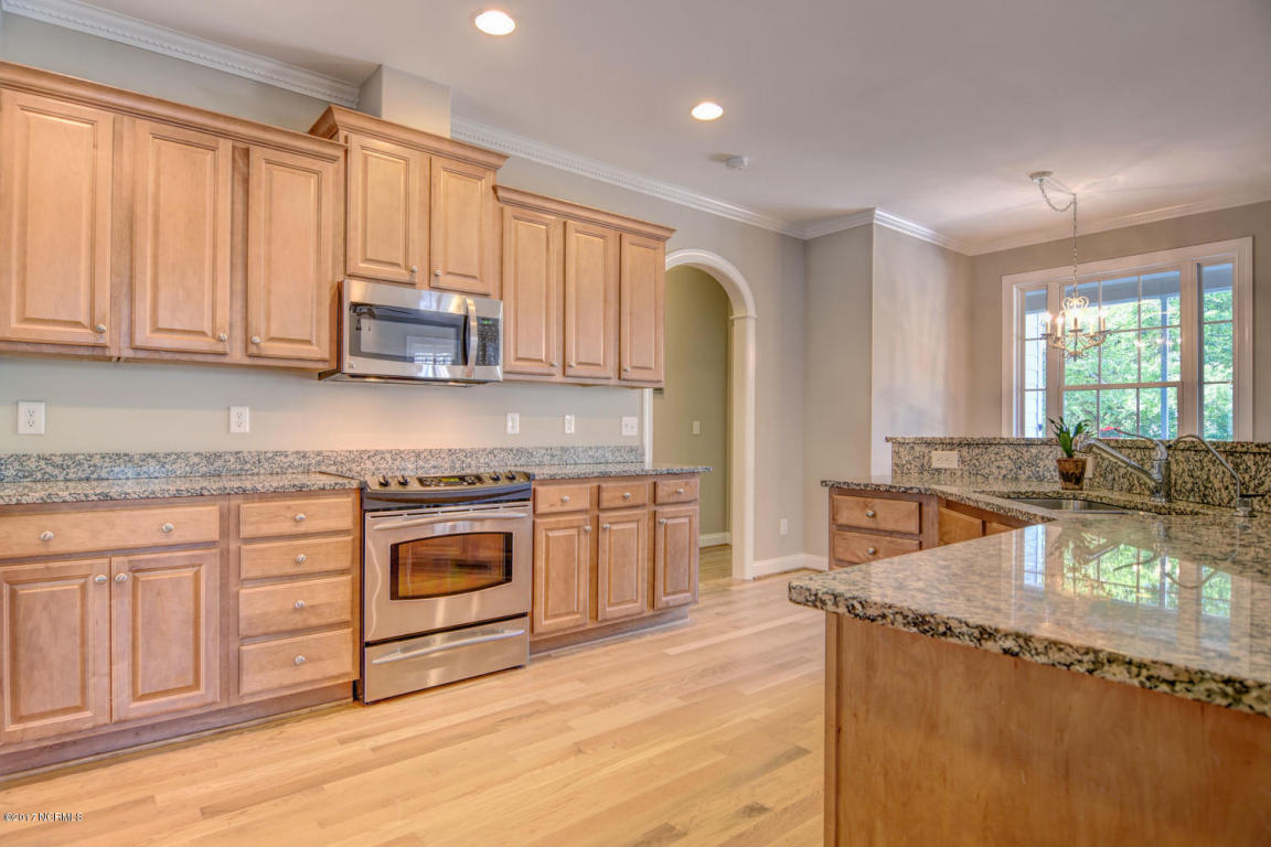 659 Belhaven Dr
