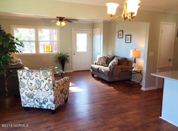 1025 Rosa Parks Ln