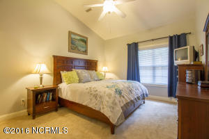6022 Banded Tulip Dr