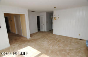810 E Wilmington St