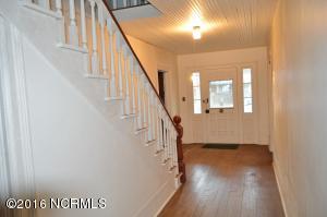 110 N Cowan St
